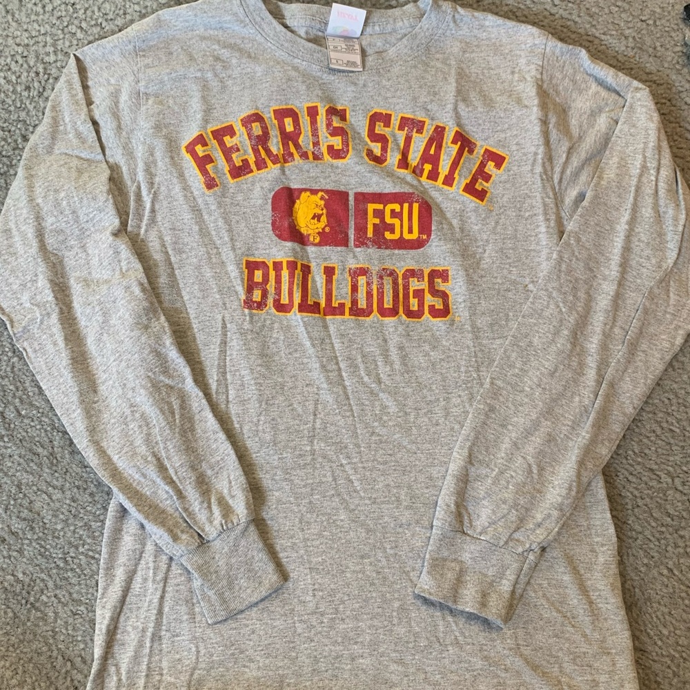 Ferris State Size S Long Sleeve